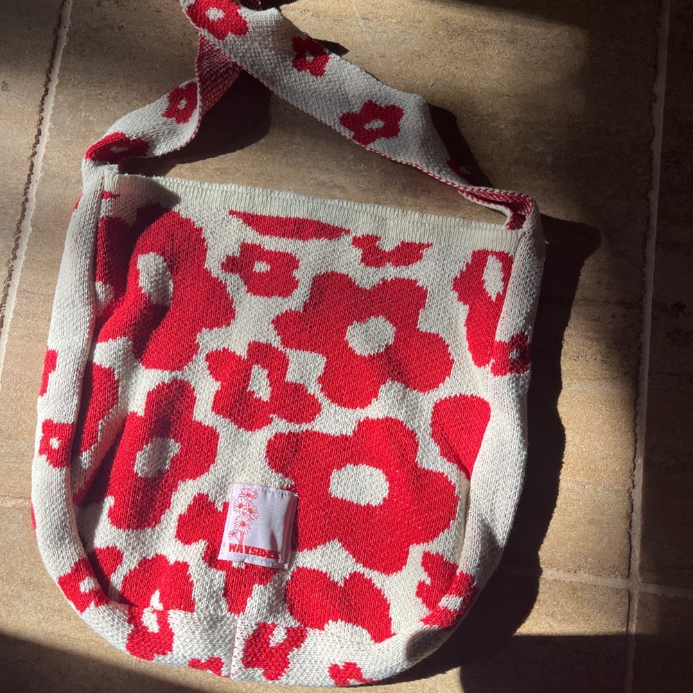 Waysides Knit Floral Bag